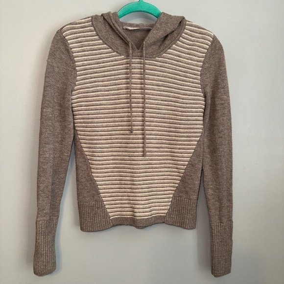 EUC Athleta Noe 100% Merino Wool Striped Hoodie Sweater Size XS - Picture 2 of 8